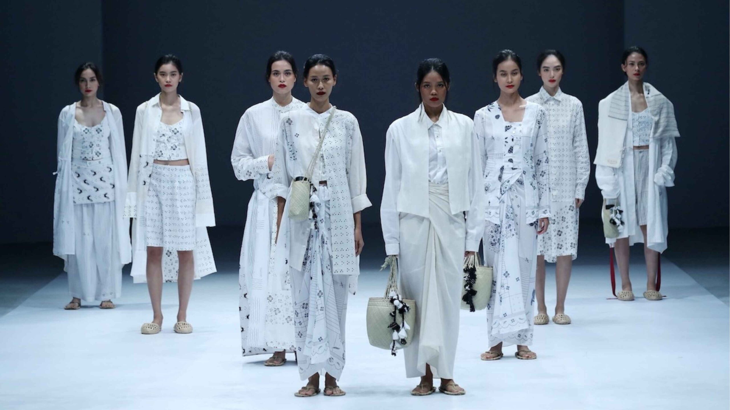 Desainer Indonesia yang Lagi Viral di Dunia Fashion, Sudah Kenal Mereka?