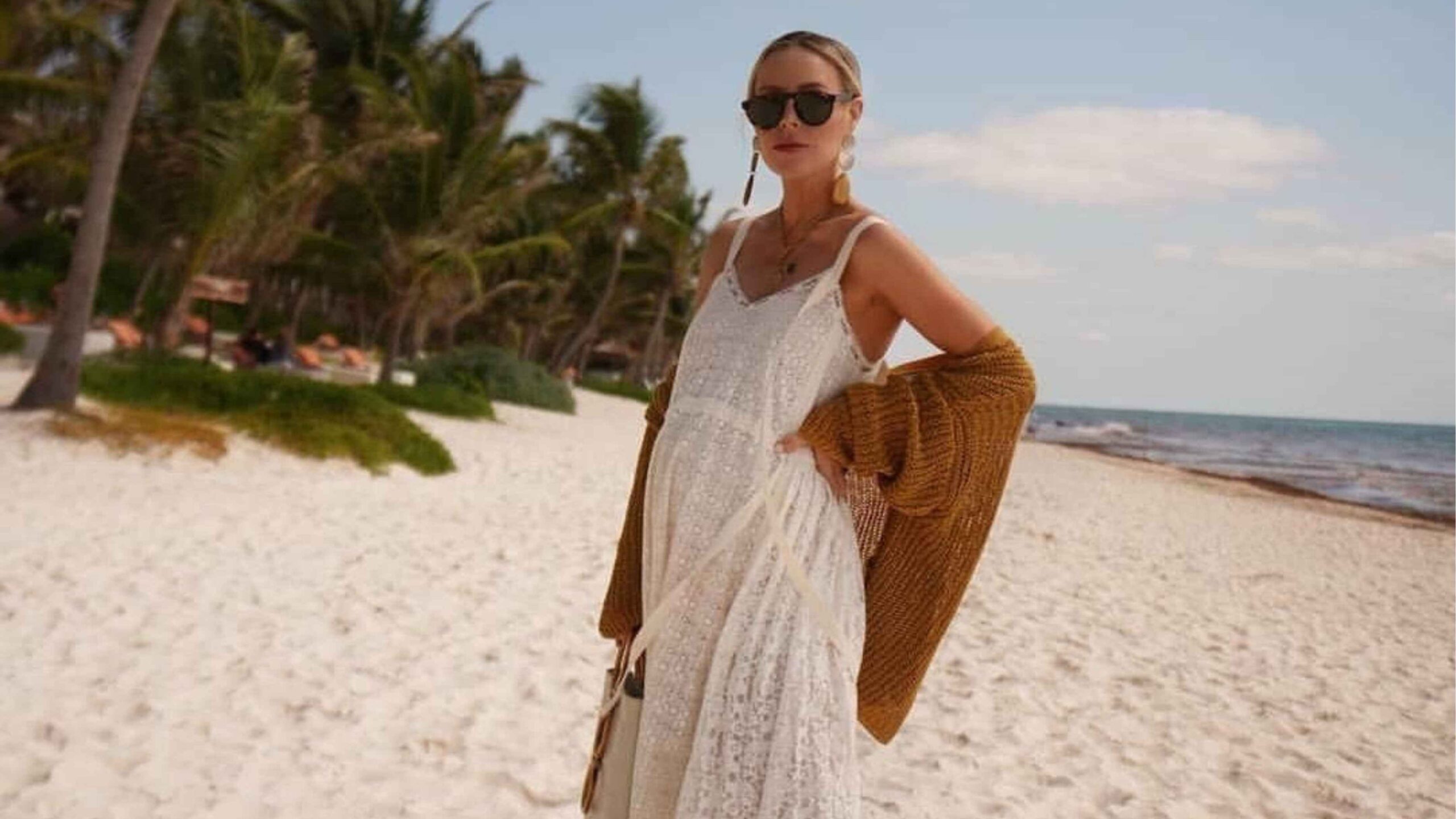 Model Dress Pantai