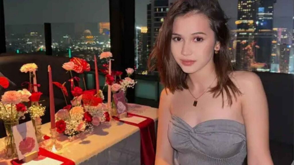Sandrinna Michelle Tampil Stunning