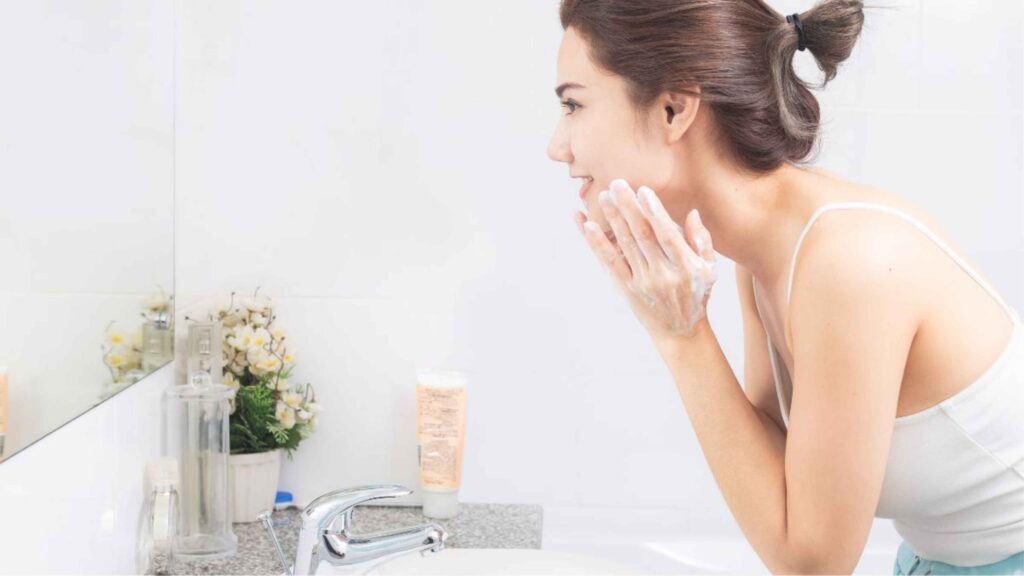 4 Kelebihan Cleansing Oil